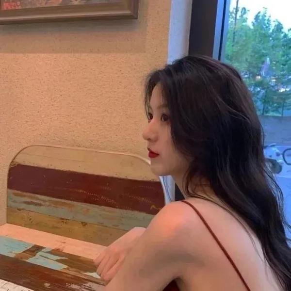 咬我还是爱我
